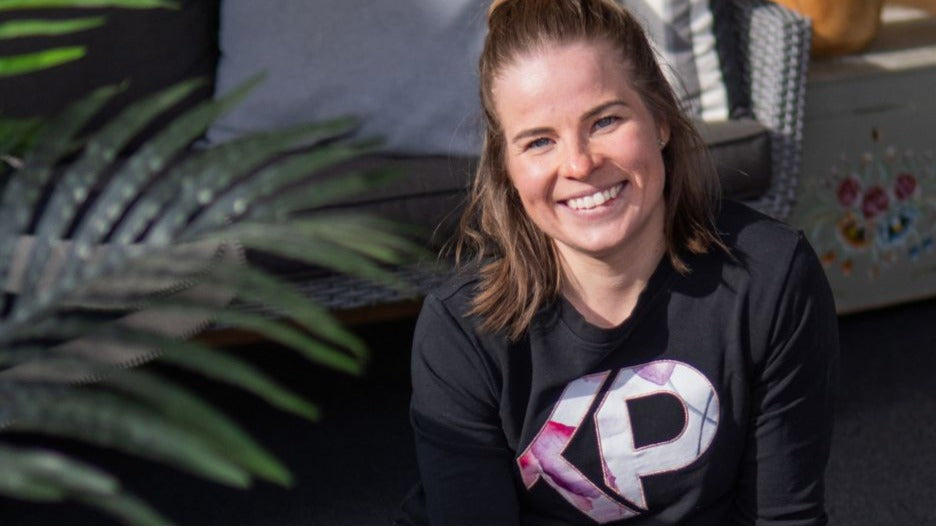 Suomalaisesta termomatosta valmistettu terassimatto ja parvekematto tarjoaa viihtyvyyttä ja lämpöä kylmille lattioille.